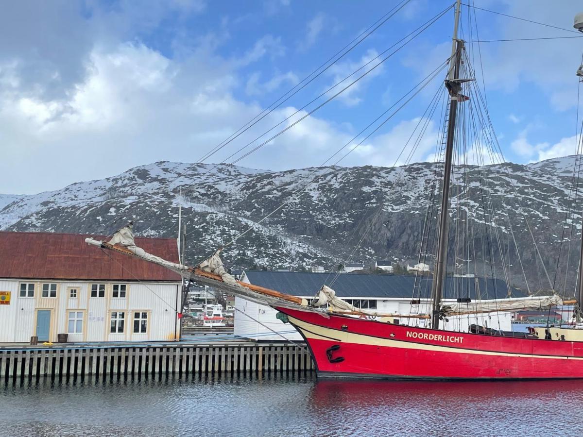 1. Etg I Dampskipsbrygga, Lodingen Havn ภายนอก รูปภาพ